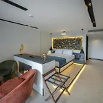Ξενοδοχείο Ramitos 4*