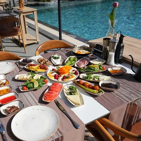 Ramitos 4* تورونشْ